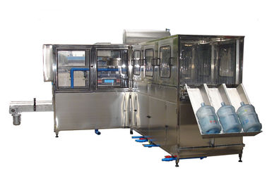0,55kw 380V Automatic Water Bottling Line Dengan Botol Transmisi Gear